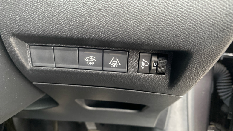 Peugeot 208 1.2 PureTech 100 Allure Premium + 5dr Petrol Hatchback